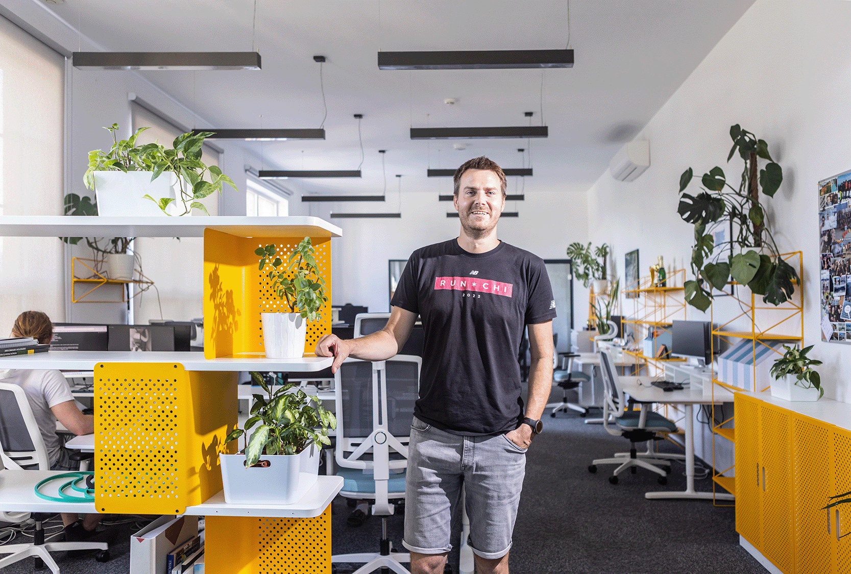 Kanceláře CEVRE: Prostor s duší Zbrojovky a moderním designem